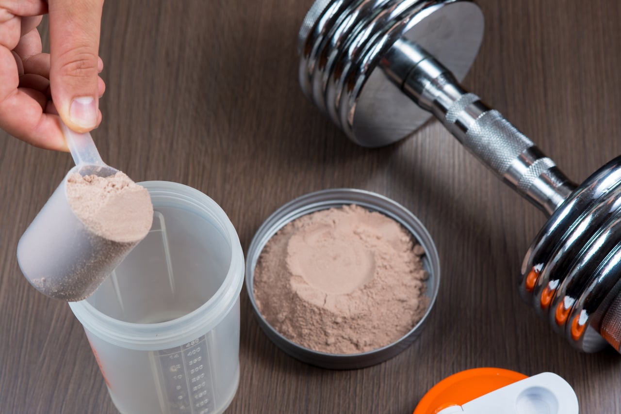 protein-powder:-benefits-and-common-myths:-healthifyme